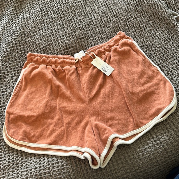 Rylee + Cru women’s terry terracotta track short - Picture 4 of 5